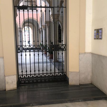 Apartamento Semi-Industrial Palacio Castilla Jerez de la Frontera Eksteriør bilde